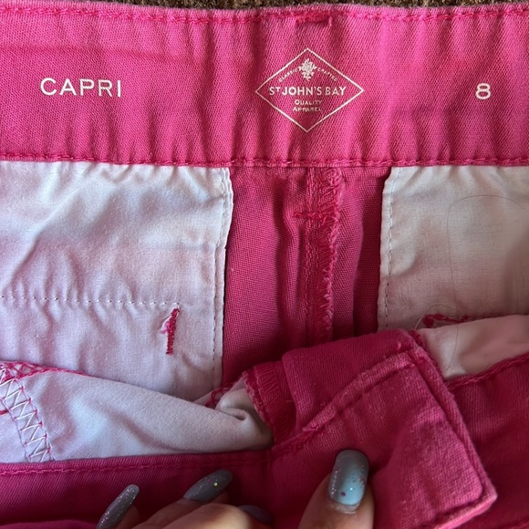Capris - Picture 3 of 5